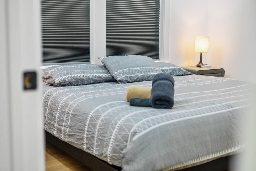 Designer Home: King Beds, Luxe Bath+Free Parking! แอตแลนตา ภายนอก รูปภาพ